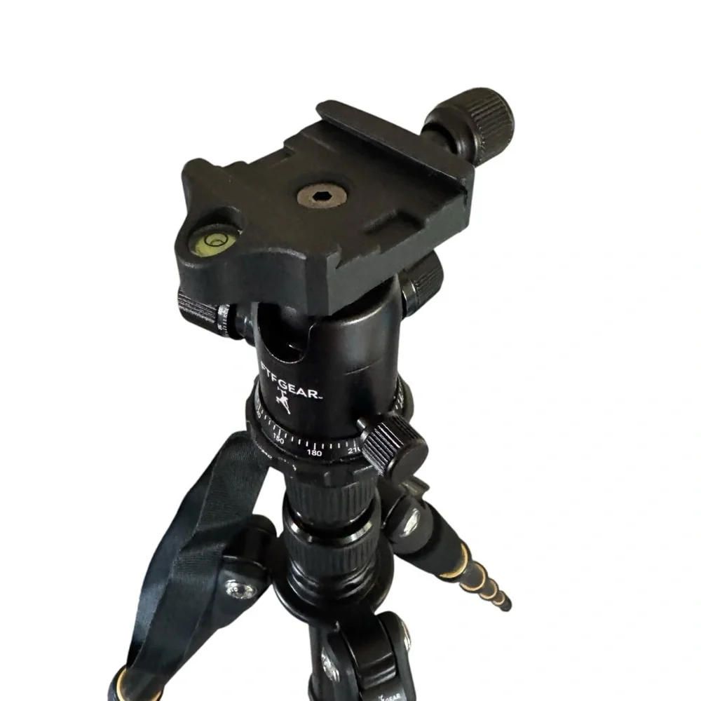 Compact Aluminum DSLR Camera Tripod and Monopod, Loads up to 20 lbs!